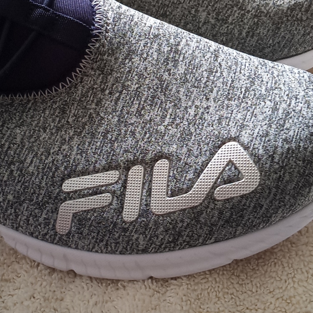 Shoe